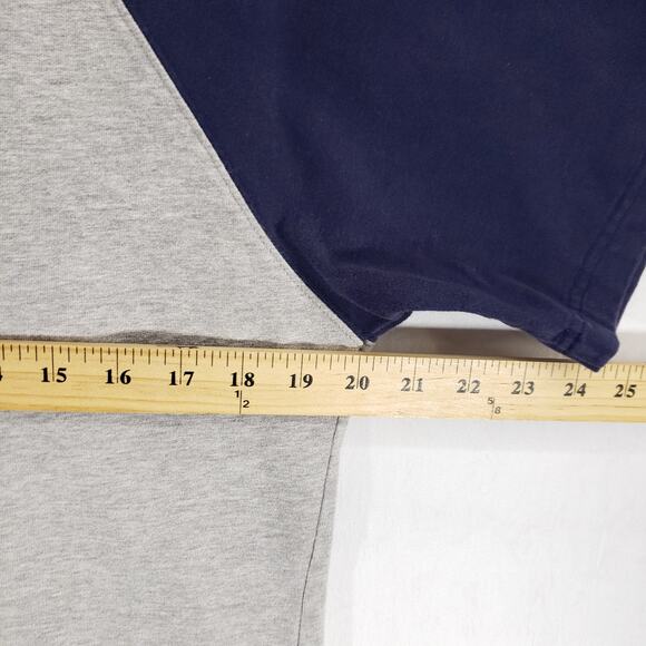 Vintage Harry Potter T Shirt Adult Medium Gray Embroidered Hogwarts Crest 2001 - Picture 13 of 16